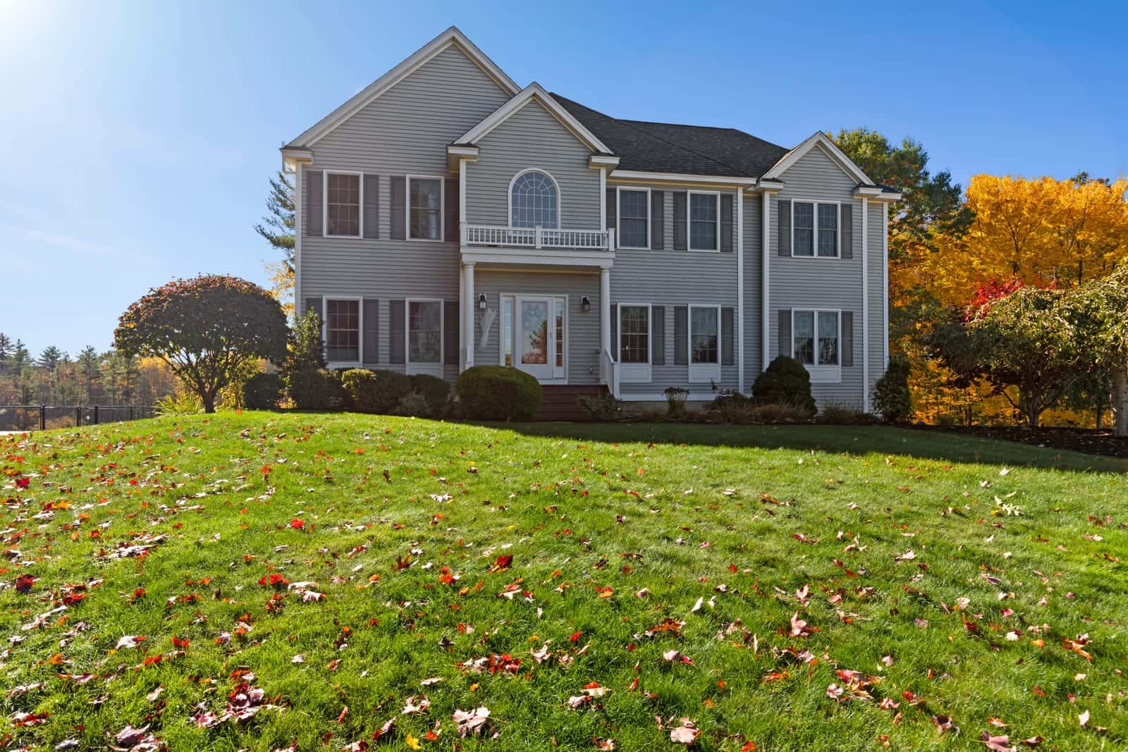 Exterior photo of a home in Stratham, New Hampshire